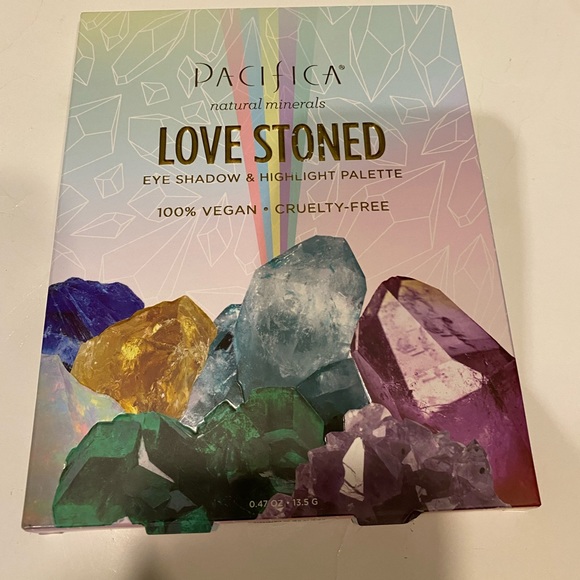 Pacifica Other - PACIFICA LOVE STONED NATURAL MINERALS EYE SHADOW & HIGHLIGHTER PALETTE